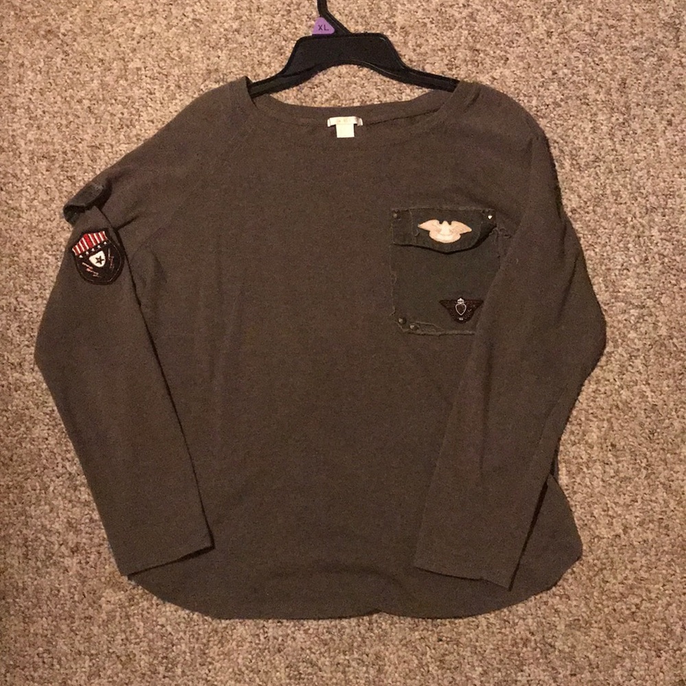 Forever 21 Army 3 quarter sleeve w embellishments